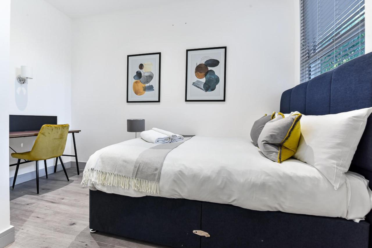 Lovely 2 Bedroom Apartment In Greater London Londres Exterior foto