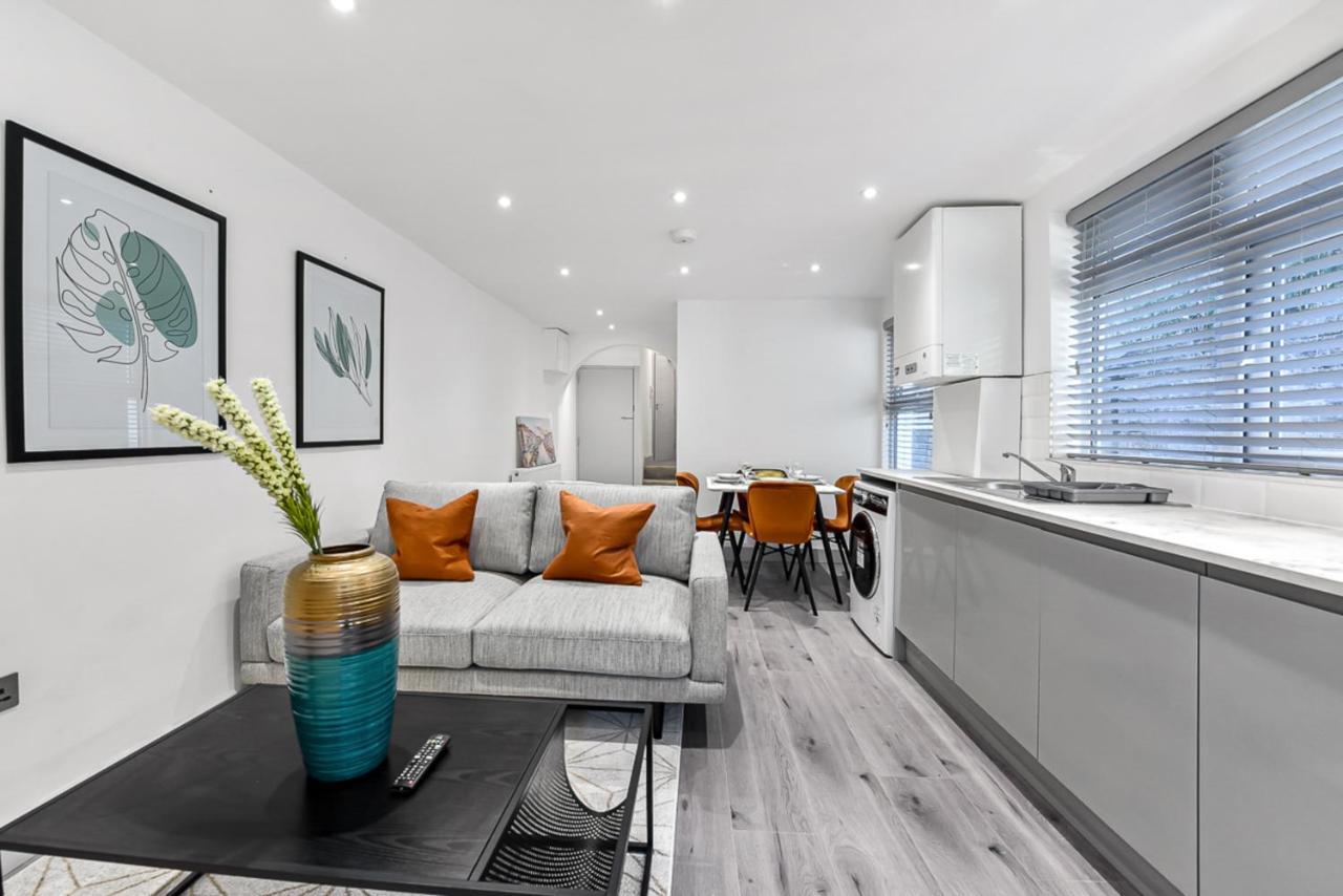 Lovely 2 Bedroom Apartment In Greater London Londres Exterior foto