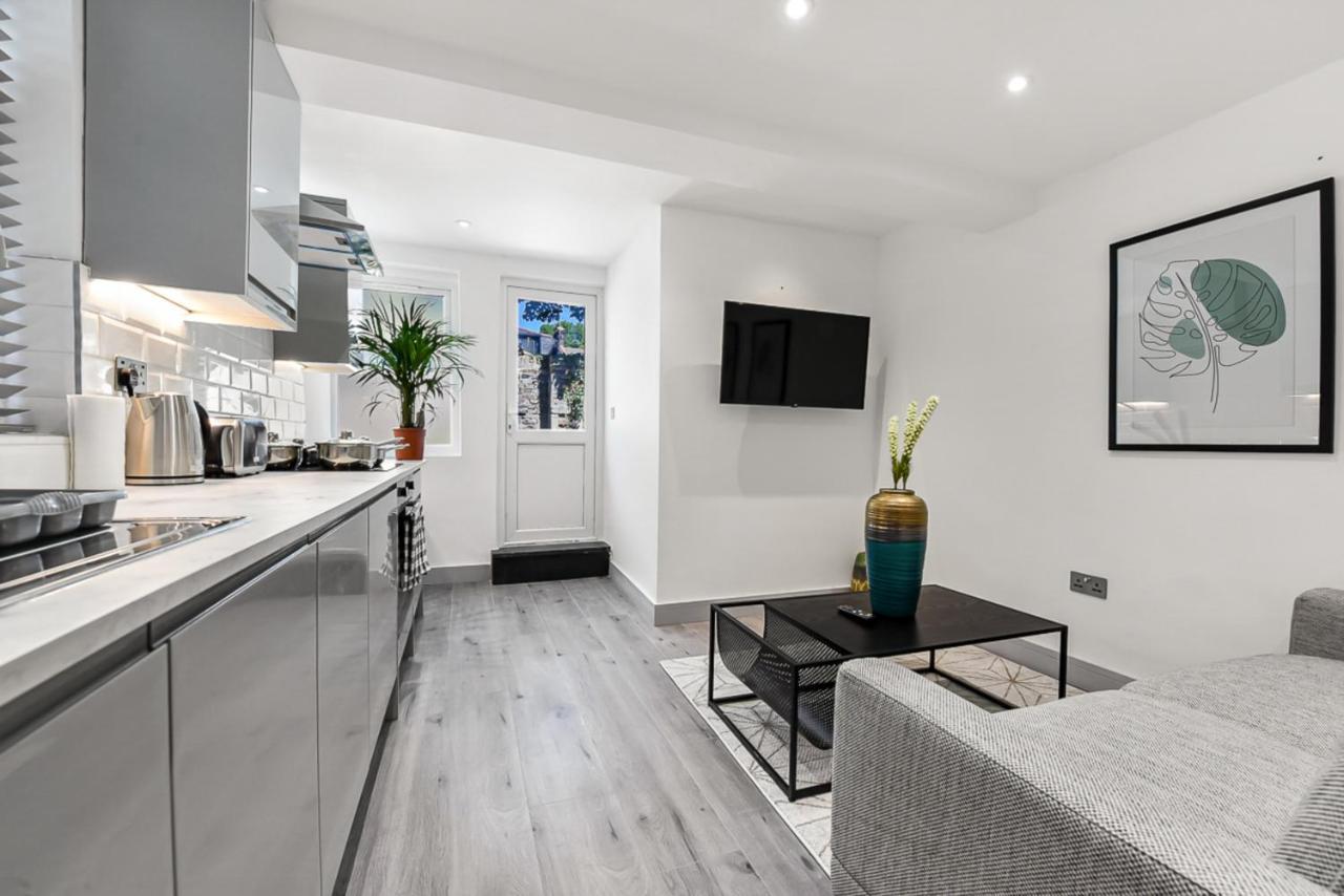Lovely 2 Bedroom Apartment In Greater London Londres Exterior foto