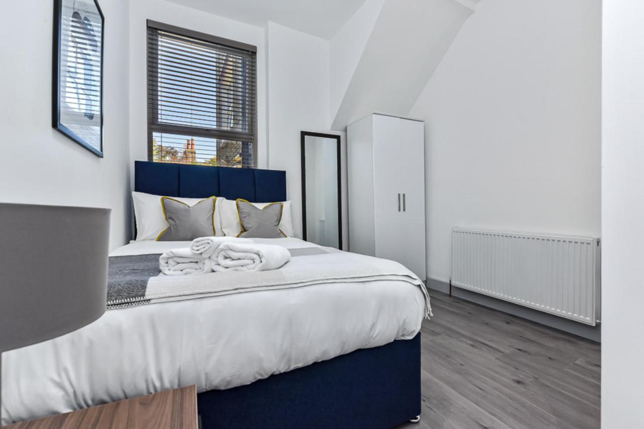 Lovely 2 Bedroom Apartment In Greater London Londres Exterior foto