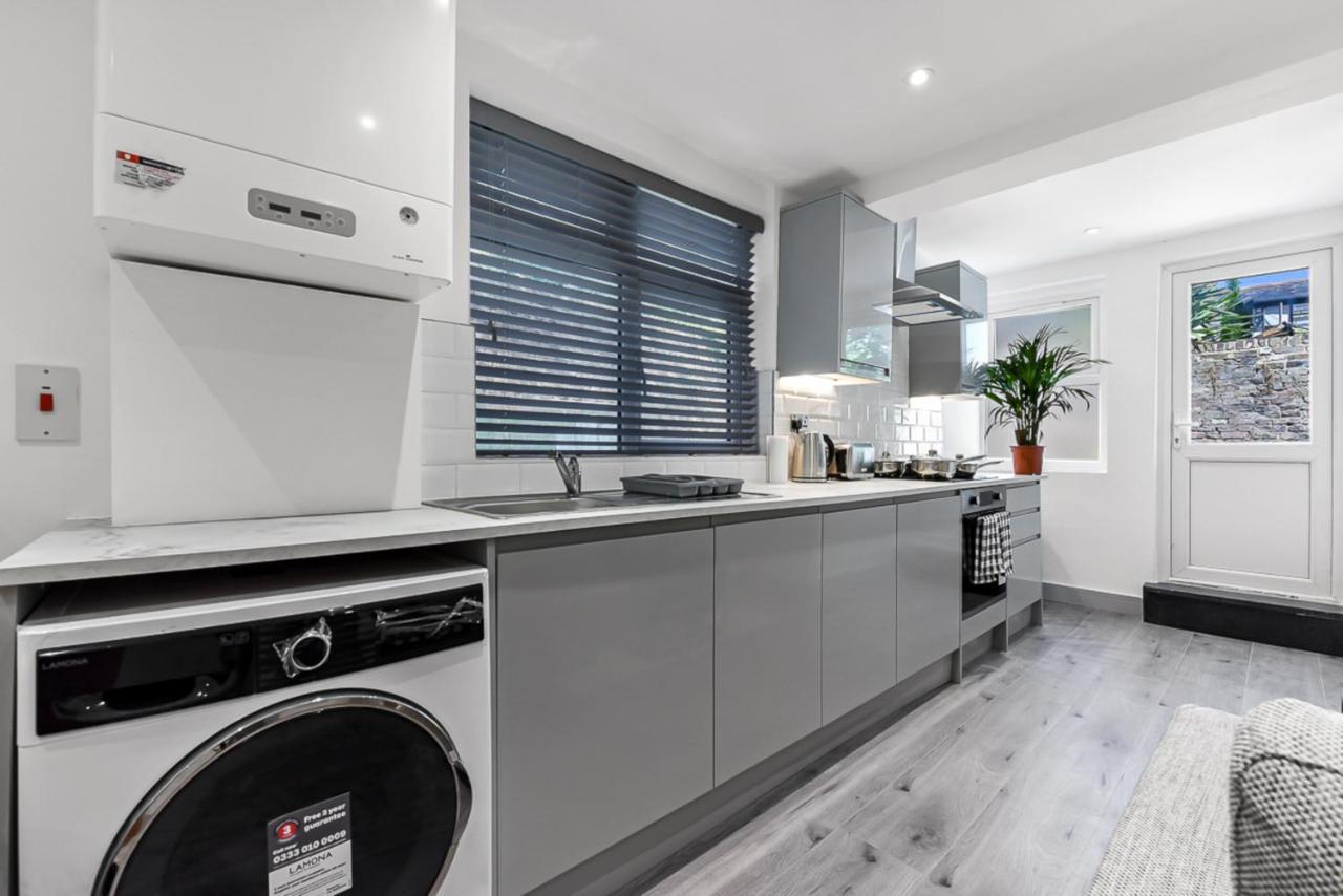 Lovely 2 Bedroom Apartment In Greater London Londres Exterior foto